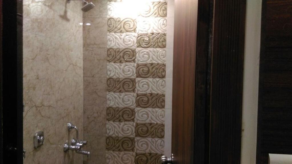 Hotel Palace Residency Мумбай Екстериор снимка